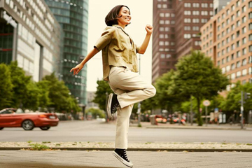 Build your funds with the convenience of paying one-time with Sun FlexiLink1.